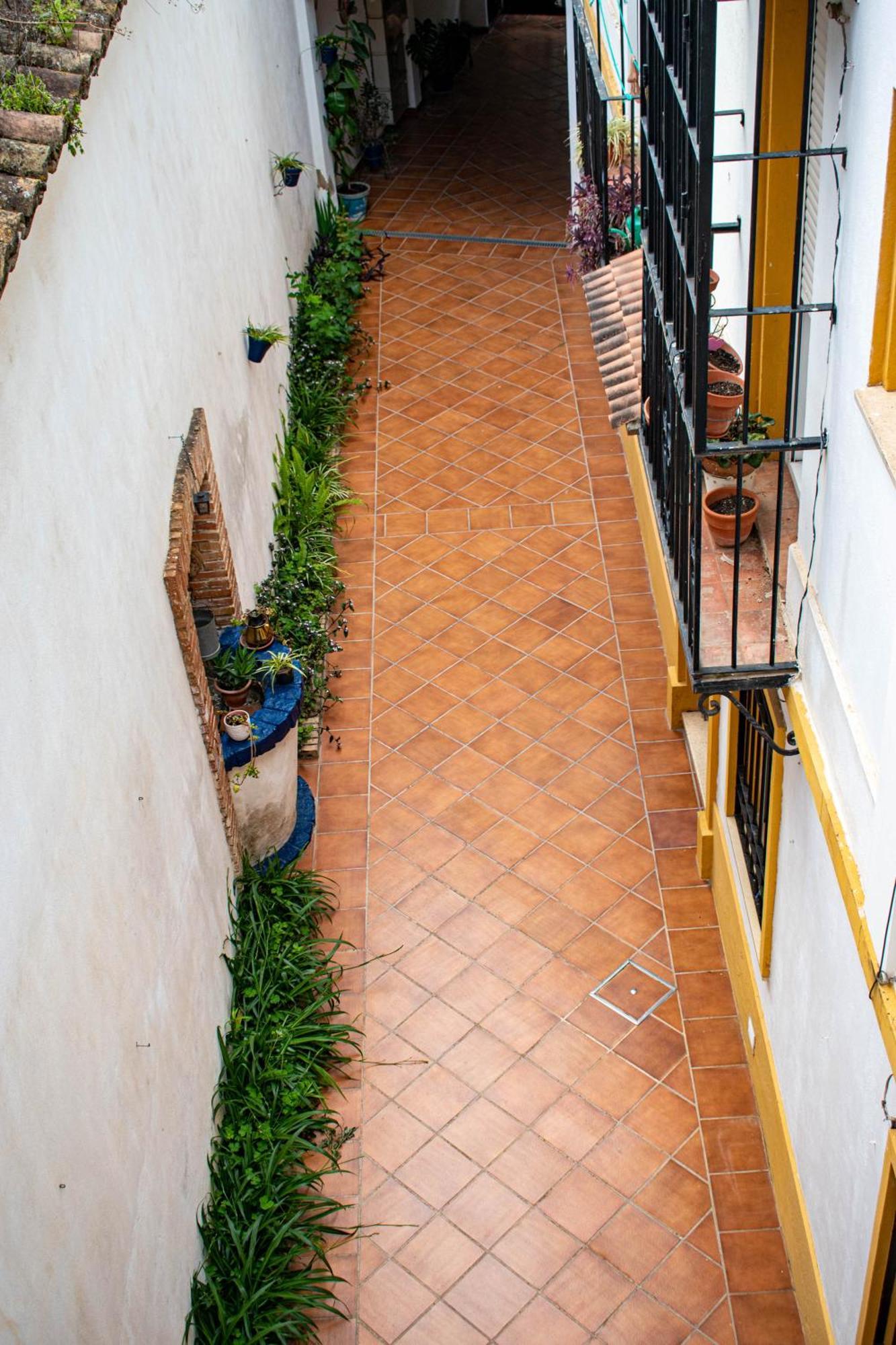 Alojamiento Entero, Centro De Cordoba Con Cochera Exteriör bild